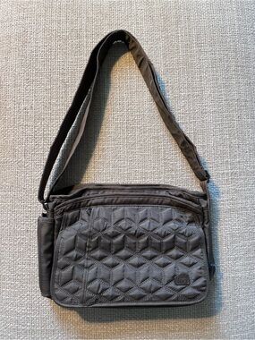 Lug Quilted Gray Crossbody Bag
